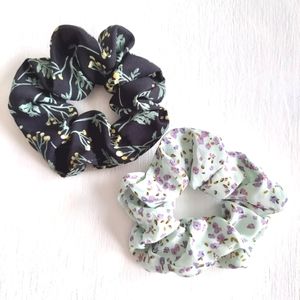 2-Pack Floral Scrunchies
